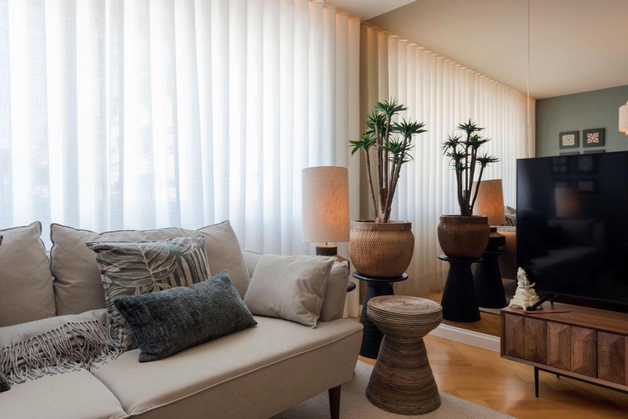 Emporium Deluxe 3Br Apartment W/ Private Parking By Lovelystay Porto Exterior foto